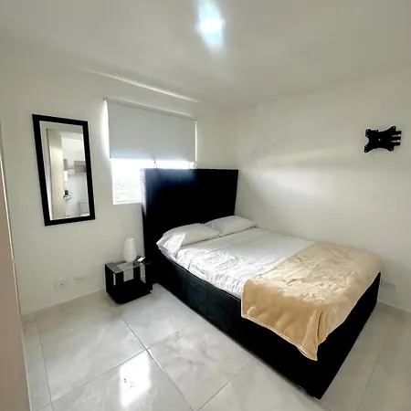 Furnished In Acuarium Apartment *